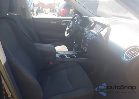 2013 Nissan Pathfinder Sv z USA, uszkodzony, nr VIN 5N1AR2MN1DC654520